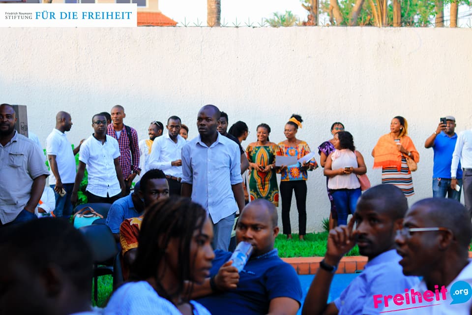 35281160 1795677750475961 825275625169223680 n