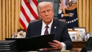 Donald Trump signe le retrait imm&eacute;diat des &Eacute;tats-Unis de l'Accord de Paris et facilite de nouveaux projets climatiques et &eacute;nerg&eacute;tiques