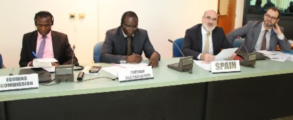 Le pr&eacute;sidium &agrave; l'ouverture des travaux