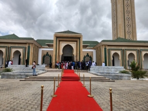 Inauguration de la Mosqu&eacute;e Mohamed VI &agrave; Abidjan : Un Symbole de Coop&eacute;ration et de Fraternit&eacute;