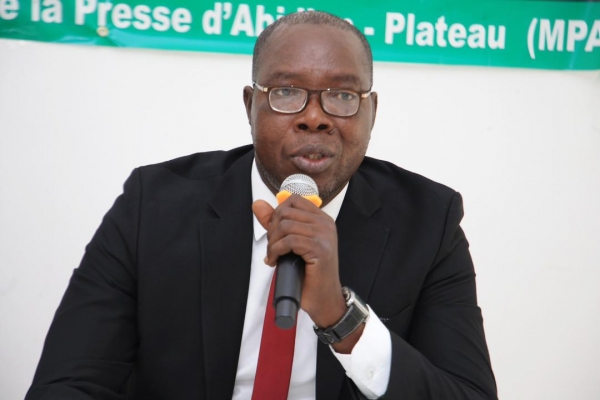 C&ocirc;te d&rsquo;Ivoire : l&rsquo;UNJCI annonce le d&eacute;p&ocirc;t des candidatures (du 17 au 31 octobre) pour le Prix Ebony 2025