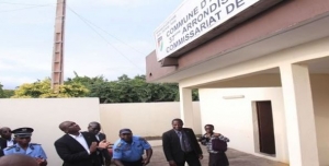 R&eacute;ouverture d'un commissariat r&eacute;habilit&eacute; &agrave; Att&eacute;coub&eacute; (Abidjan) pour renforcer la s&eacute;curit&eacute;