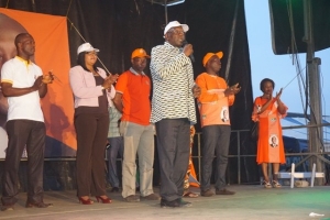 Yopougon : Gilbert Kafana Kon&eacute; remercie les militants du RHDP &agrave; travers un concert. Il fait parler son c&oelig;ur