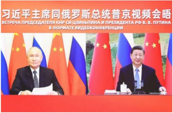 Le pr&eacute;sident Xi Jinping appelle &agrave; un renforcement des relations entre la Chine et la Russie