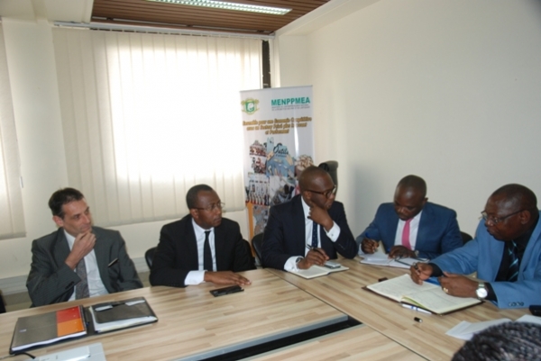 M&eacute;tiers du b&acirc;timent et travaux publics: bient&ocirc;t la formation par apprentissage en r&eacute;seau