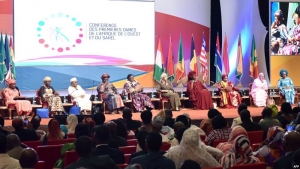 Les premi&egrave;res dames d'Afrique de l'Ouest appel&eacute;es au secours d'une d&eacute;mographie galopante