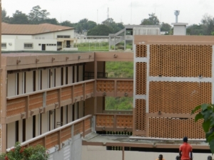 La CEDEAO offre des bourses d&rsquo;&eacute;tudes pour les niveaux Ma&icirc;trise et Doctorat pour 2015