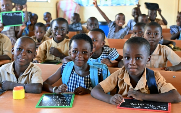 Afrique : l&rsquo;&eacute;ducation occupe le troisi&egrave;me rang des probl&egrave;mes jug&eacute;s les plus urgents pour les Africains, selon Afrobarometer