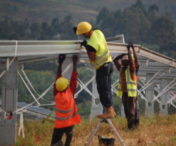 Energie: Le Mali va abriter la premi&egrave;re centrale solaire &agrave; grande &eacute;chelle d&rsquo;Afrique de l'Ouest