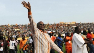 Burkina-Faso: Roch Kabor&eacute; &eacute;lu pr&eacute;sident d&egrave;s le premier tour avec 53,49 % des voix