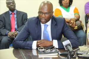 Code de d&eacute;ontologie: journalistes web et blogueurs form&eacute;s &agrave; un meilleur traitement de l'information avant sa diffusion