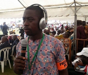 &eacute;r&ocirc;me Kouakou de RTI est meilleur journaliste de C&ocirc;te d&rsquo;Ivoire pour l&rsquo;ann&eacute;e 2015