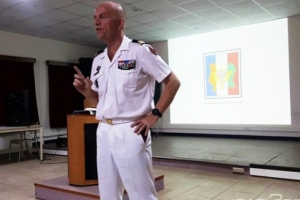 Coop&eacute;ration militaire : "Il n'y aura Plus d&rsquo;intervention fran&ccedil;aise dans les affaires ivoiriennes", d&eacute;clare l'arm&eacute;e fran&ccedil;aise. "La force Licorne, c&rsquo;est du pass&eacute;"