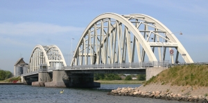 un exemple de pont m&eacute;tallique