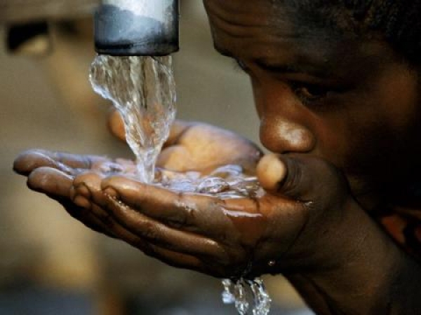 Un programme pour permettre &agrave; 95% de la population ivoirienne d&rsquo;avoir acc&egrave;s &agrave; l&rsquo;eau potable en 2020 en C&ocirc;te d'Ivoire