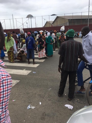 Des candidats au Hadj bloqu&eacute;s &agrave; Abidjan ont manifest&eacute; ce vendredi 25 ao&ucirc;t 2017 sur le boulevard VGE  (Photo DR)