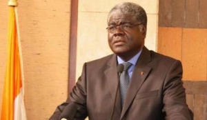M&eacute;rite : Le gouverneur Beugr&eacute; Mamb&eacute; distingu&eacute; meilleur acteur de d&eacute;veloppement local africain